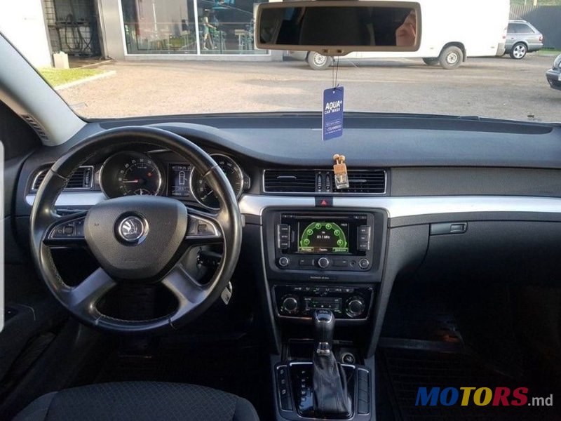 2014' Skoda Superb photo #3