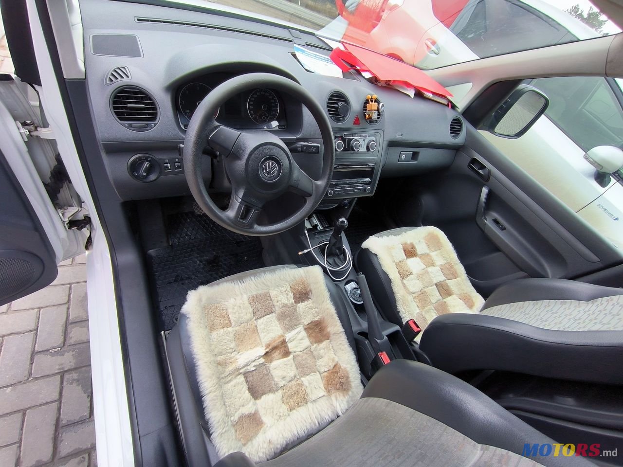 2010' Volkswagen Caddy photo #6