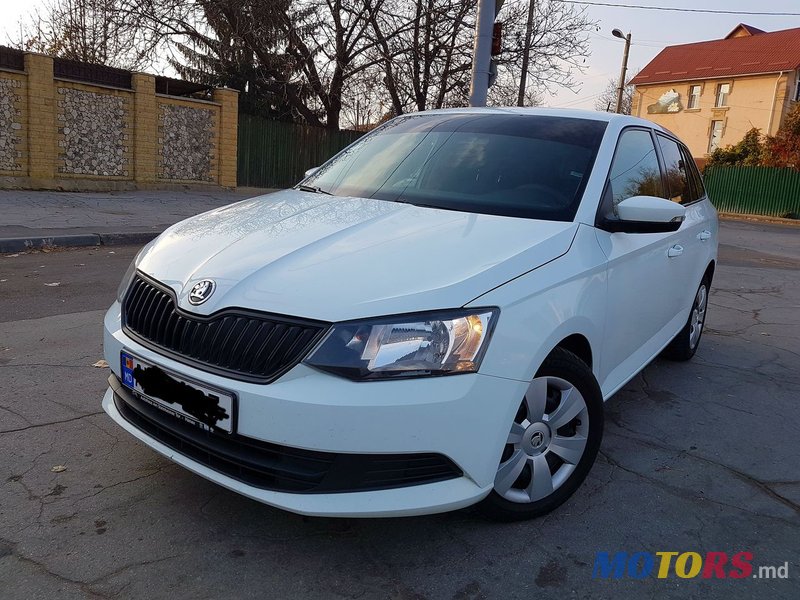 2016' Skoda Fabia photo #2