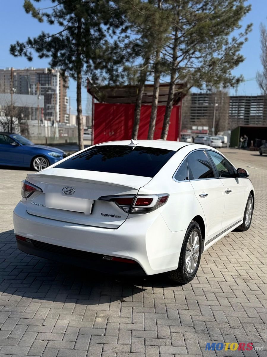 2016' Hyundai Sonata photo #3