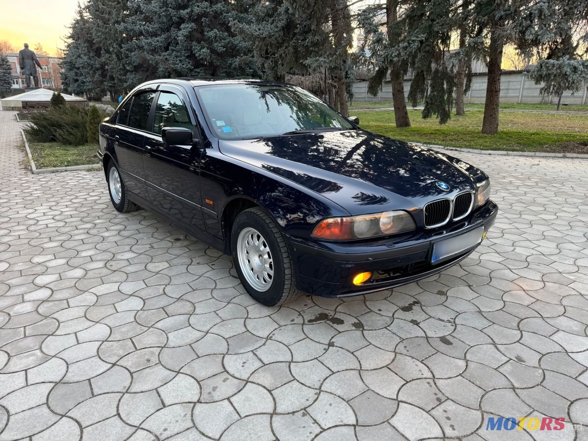 2000' BMW 5 Series photo #2