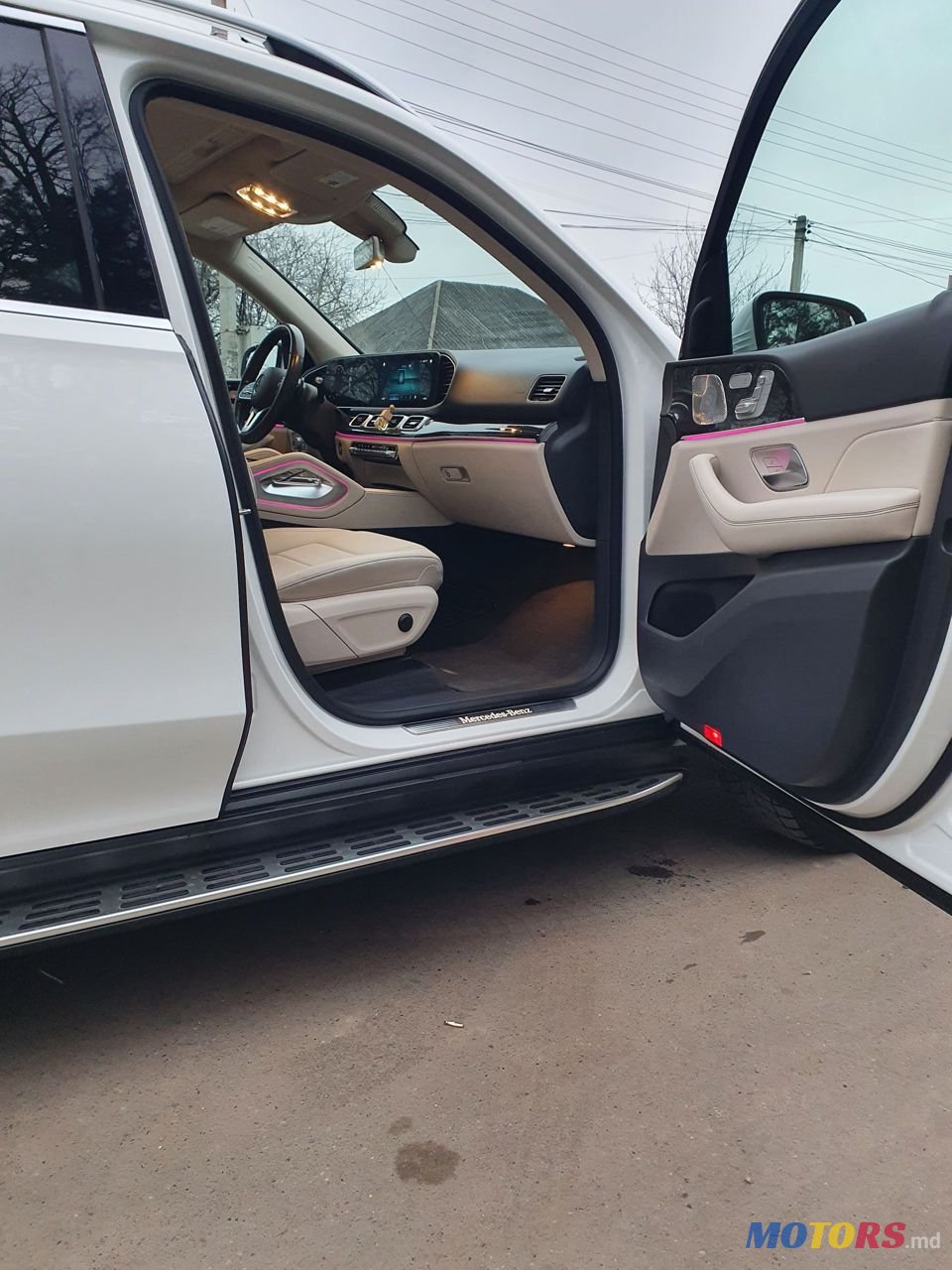 2020' Mercedes-Benz GLE photo #5