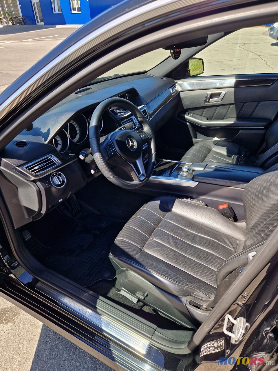 2014' Mercedes-Benz E-Class photo #5