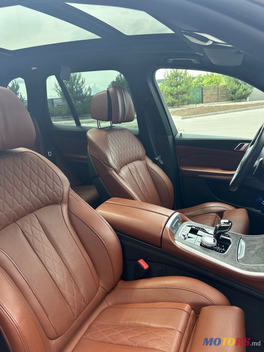 2019' BMW X5 photo #5