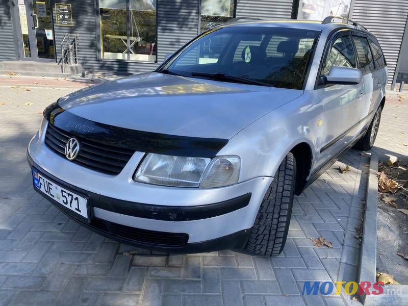 1999' Volkswagen Passat photo #2