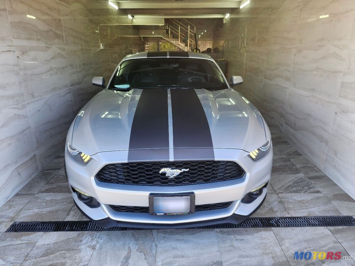 2016' Ford Mustang photo #4