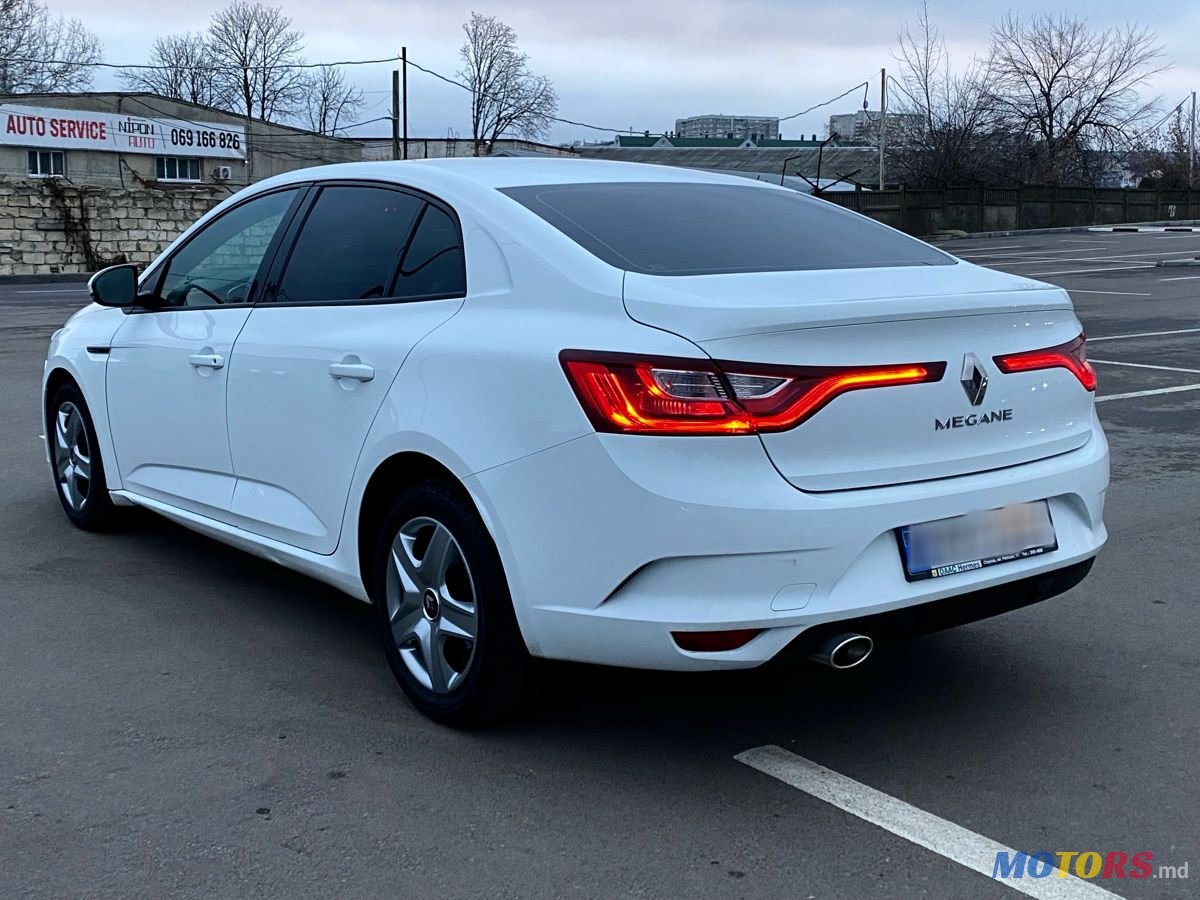 2019' Renault Megane photo #4