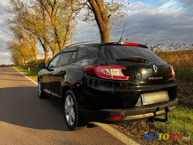 2012' Renault Megane photo #1