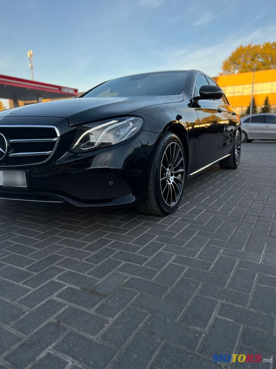 2016' Mercedes-Benz E Класс photo #3
