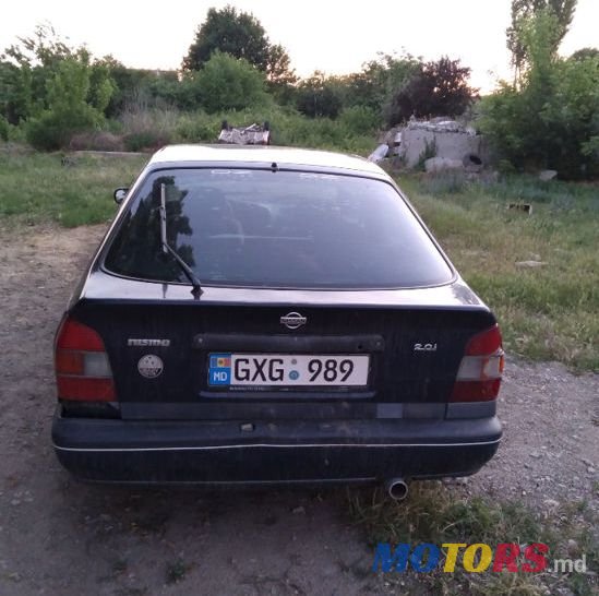 1993' Nissan Primera photo #6