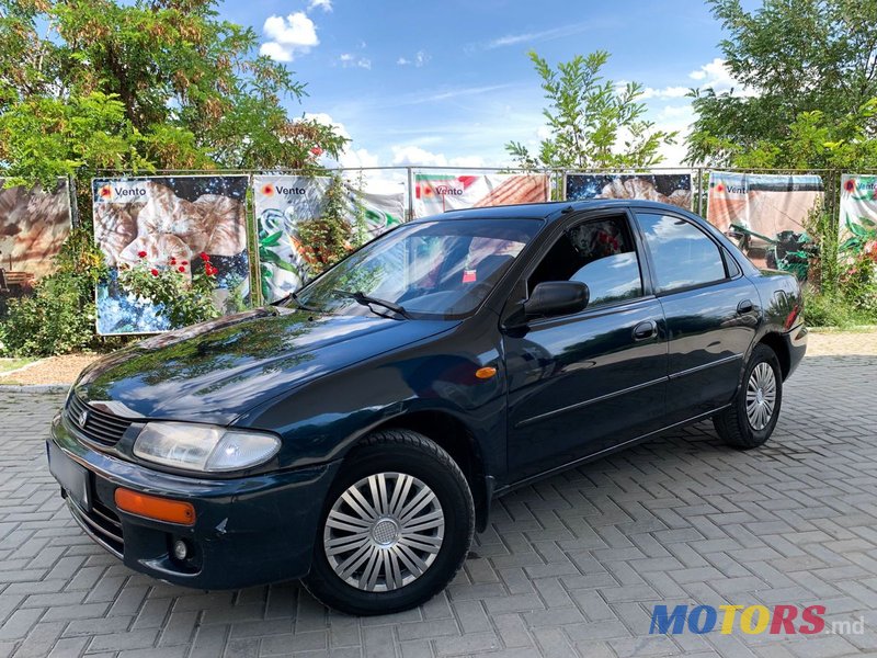 1994' Mazda 323 photo #2