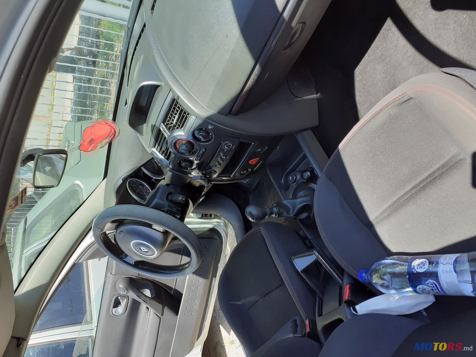 2007' Renault Megane photo #1