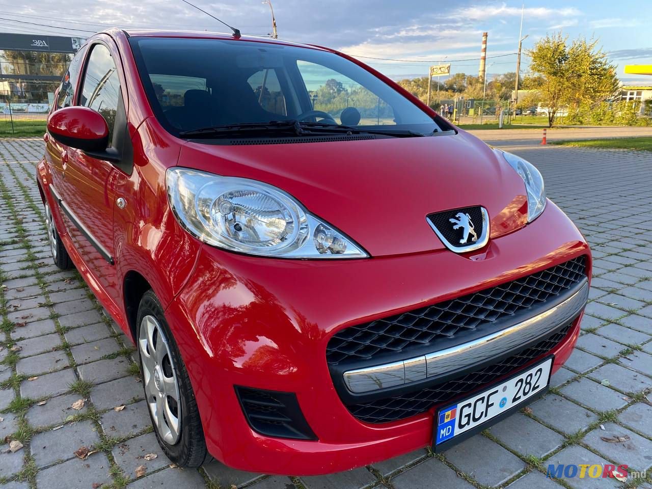 2010' Peugeot 107 photo #3