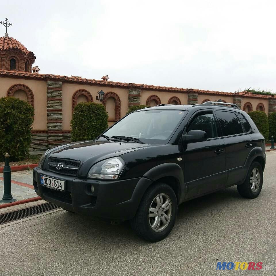2009' Hyundai Tucson photo #4