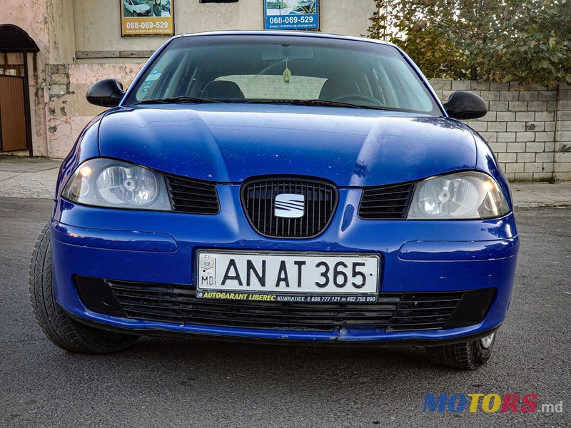 2003' SEAT Ibiza photo #2