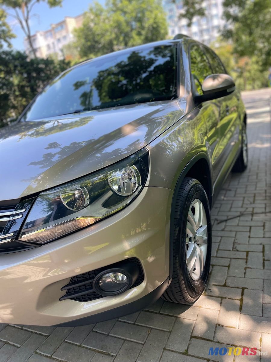 2013' Volkswagen Tiguan photo #5