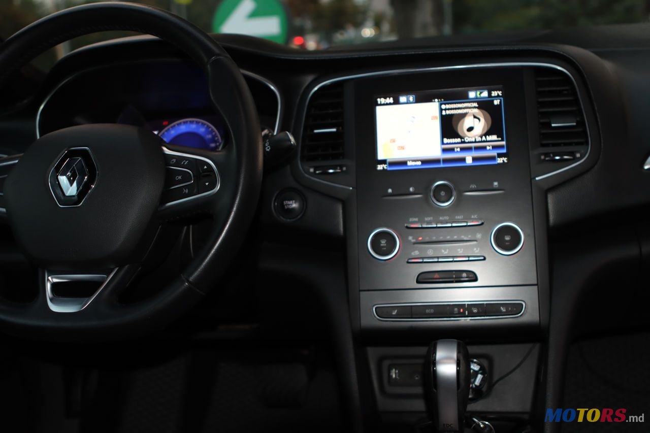 2018' Renault Megane photo #5