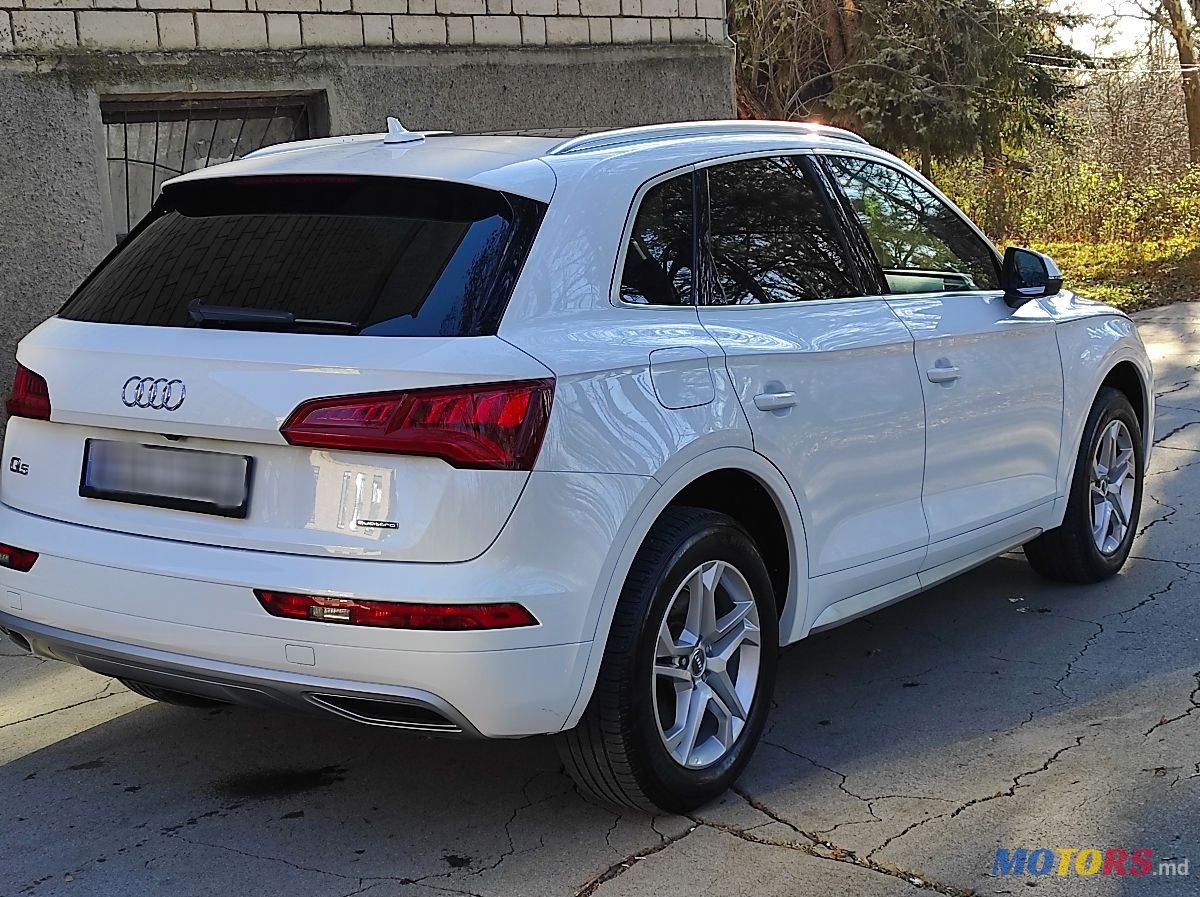 2019' Audi Q5 photo #5