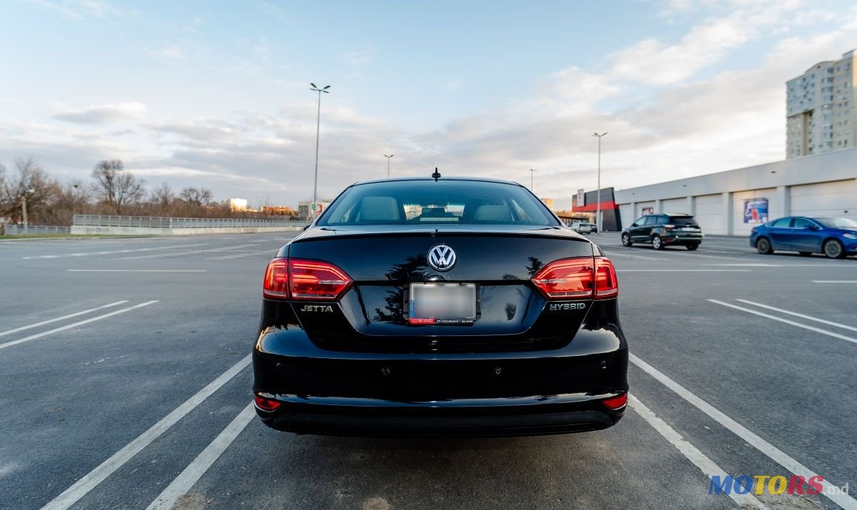 2014' Volkswagen Jetta photo #3