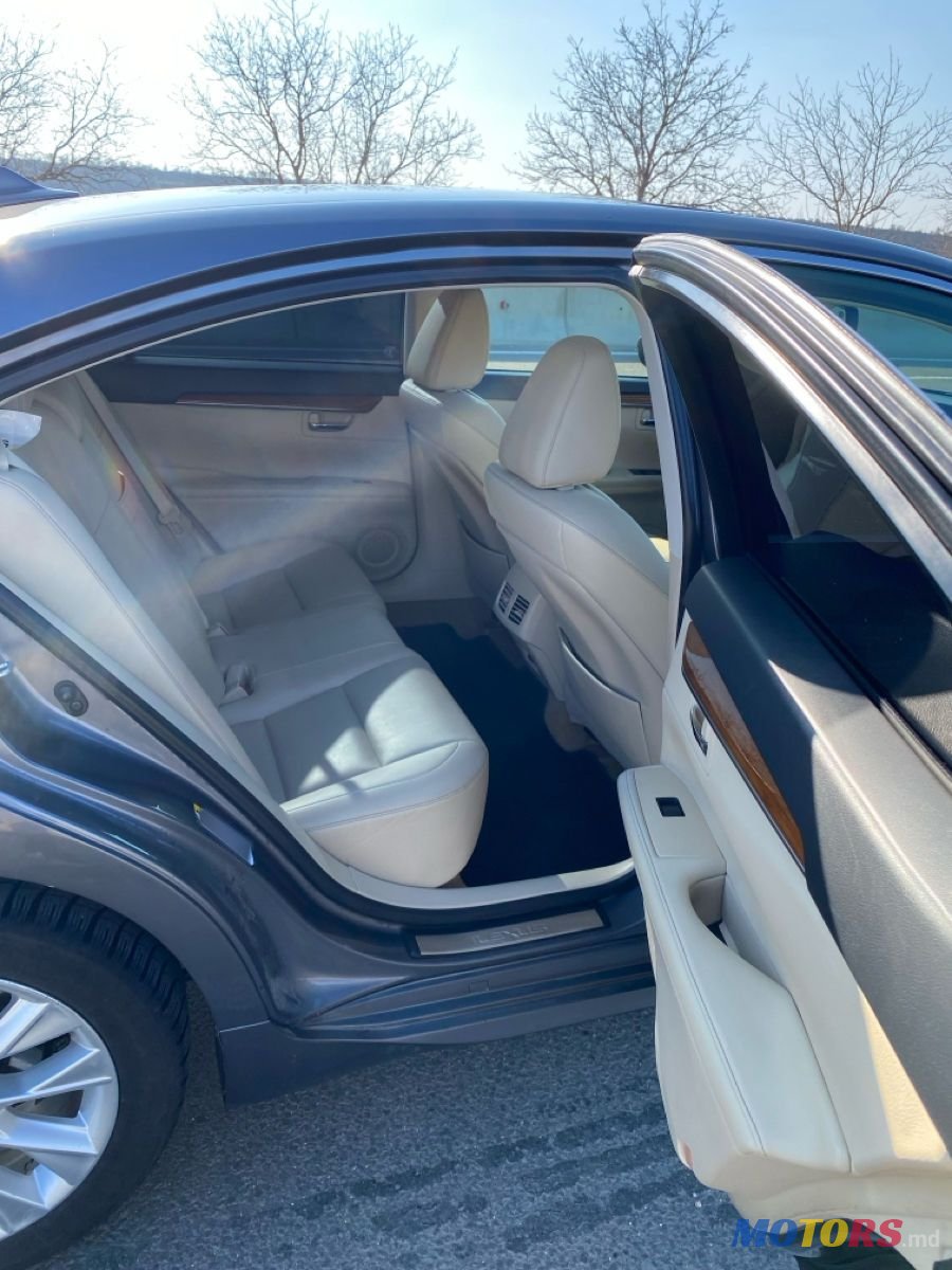 2012' Lexus Es Series photo #6