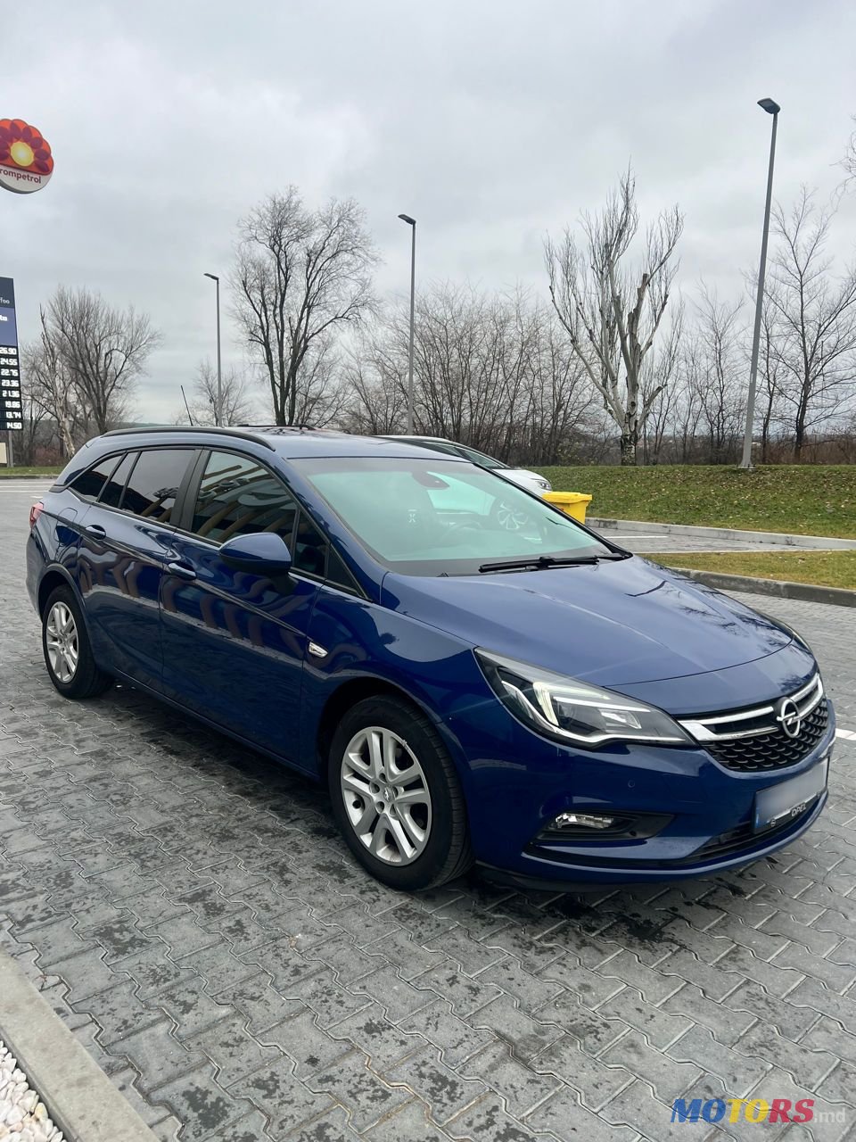 2019' Opel Astra photo #1