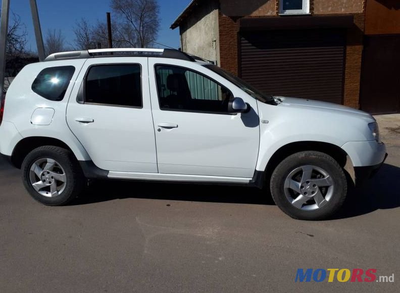 2012' Dacia Duster photo #3
