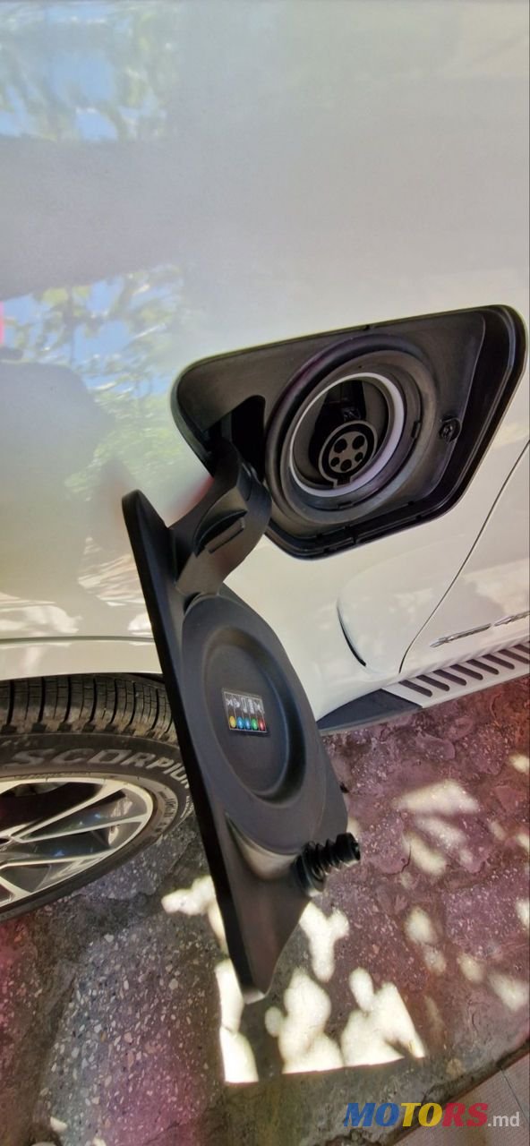 2016' BMW X5 photo #6