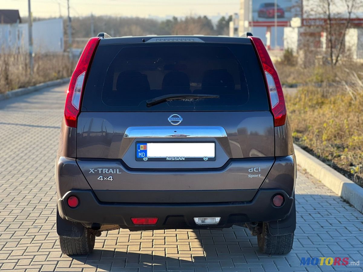 2011' Nissan X-Trail photo #4