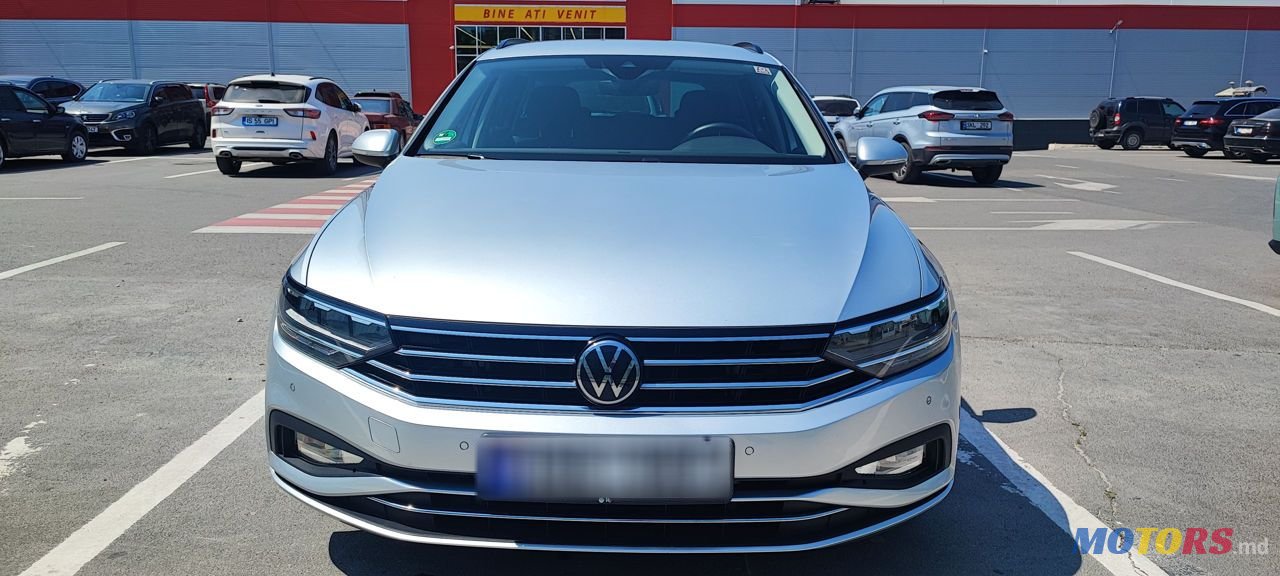 2020' Volkswagen Passat photo #5