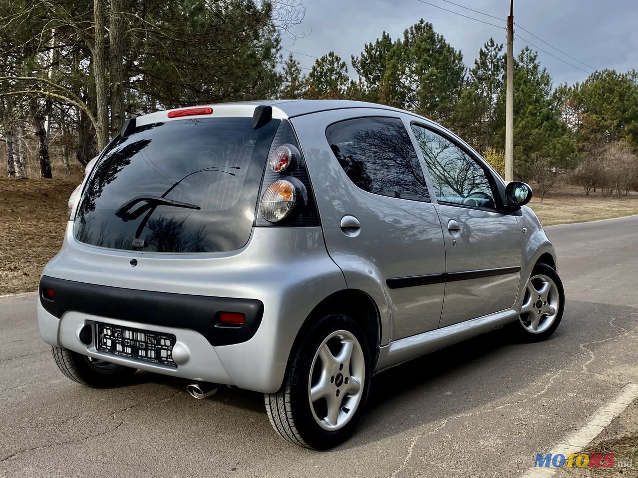 2011' Citroen C1 photo #3