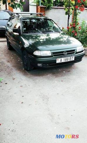 1994' Opel Astra photo #1
