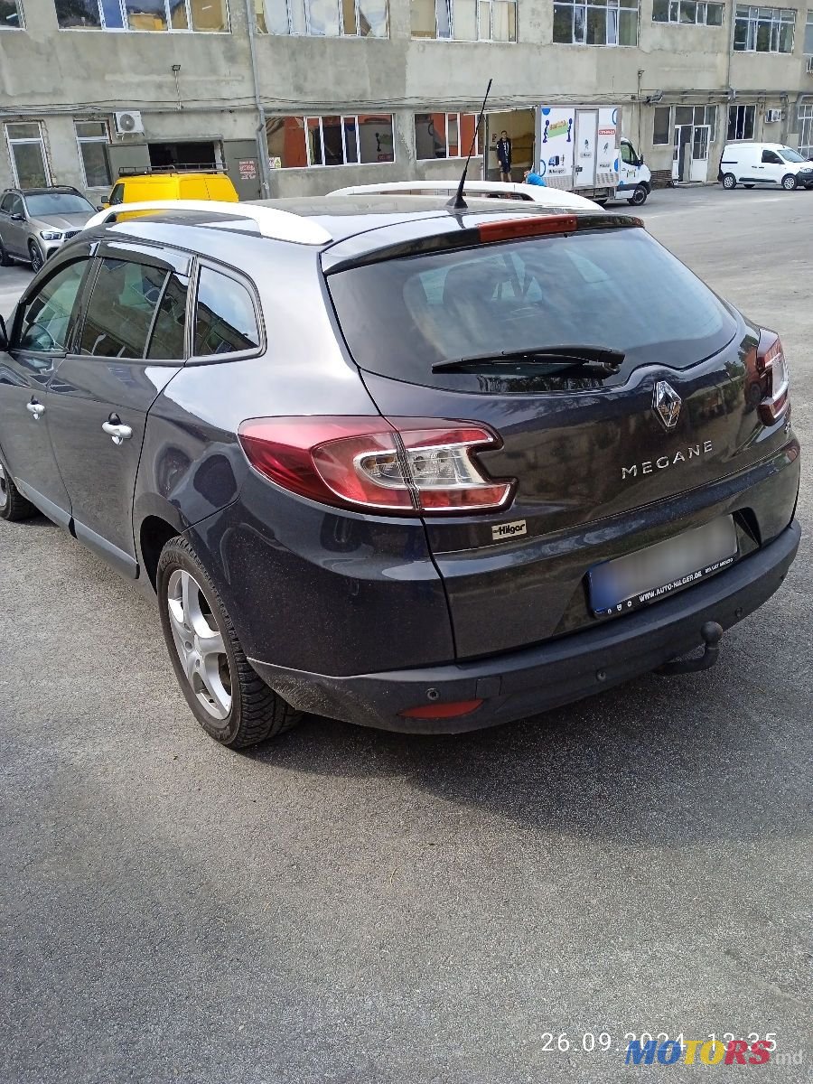 2010' Renault Megane photo #4