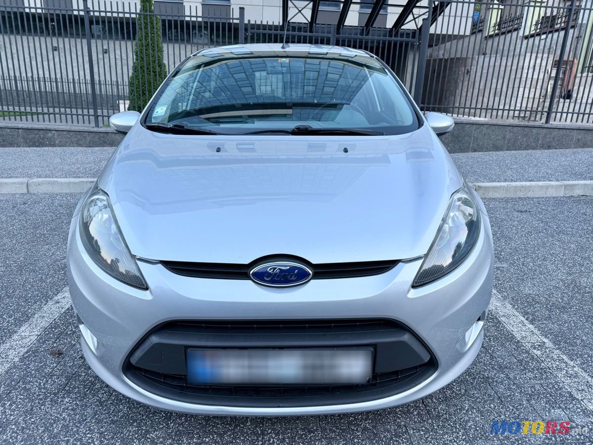 2009' Ford Fiesta photo #2