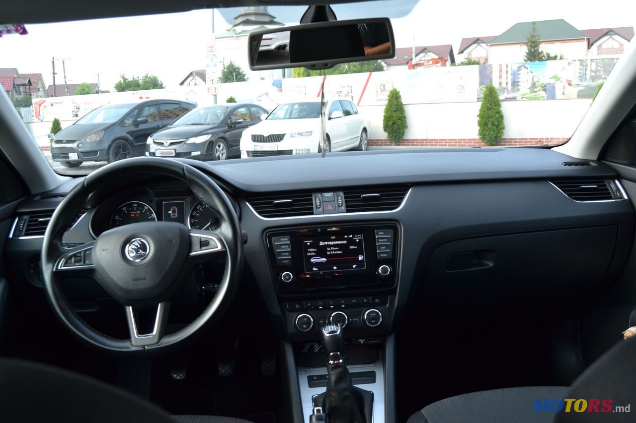 2013' Skoda Octavia photo #3