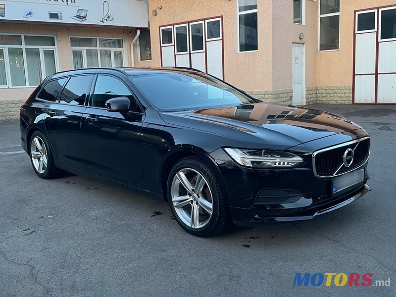 2017' Volvo V90 photo #1