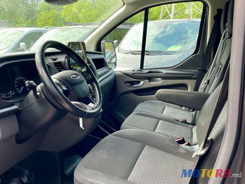 2021' Ford Transit Custom photo #5