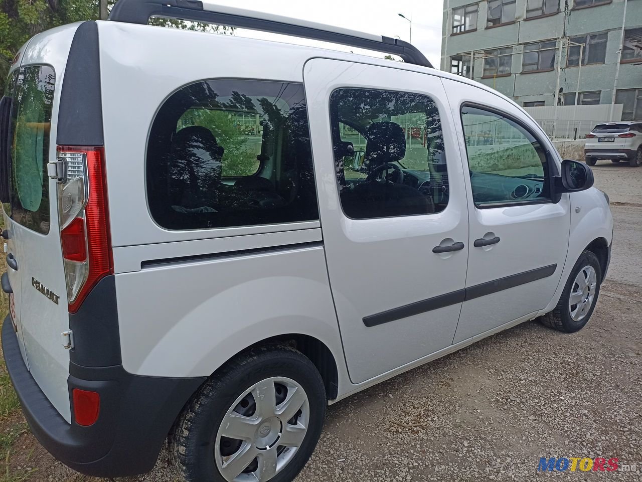2013' Renault Kangoo photo #3