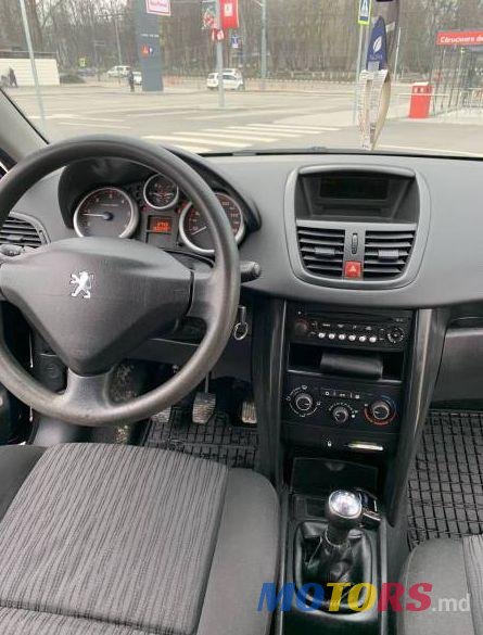 2010' Peugeot 207 photo #4