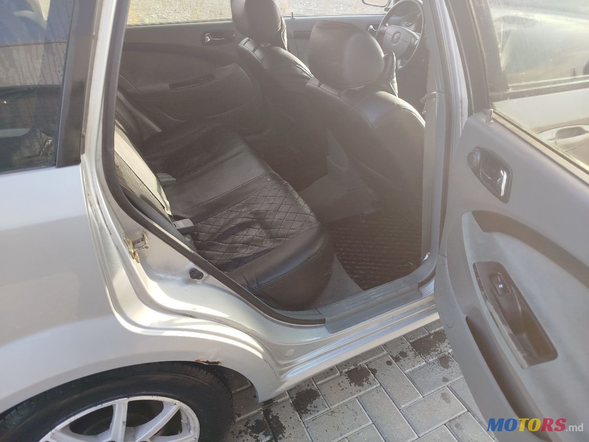 2006' Chevrolet Nubira photo #5