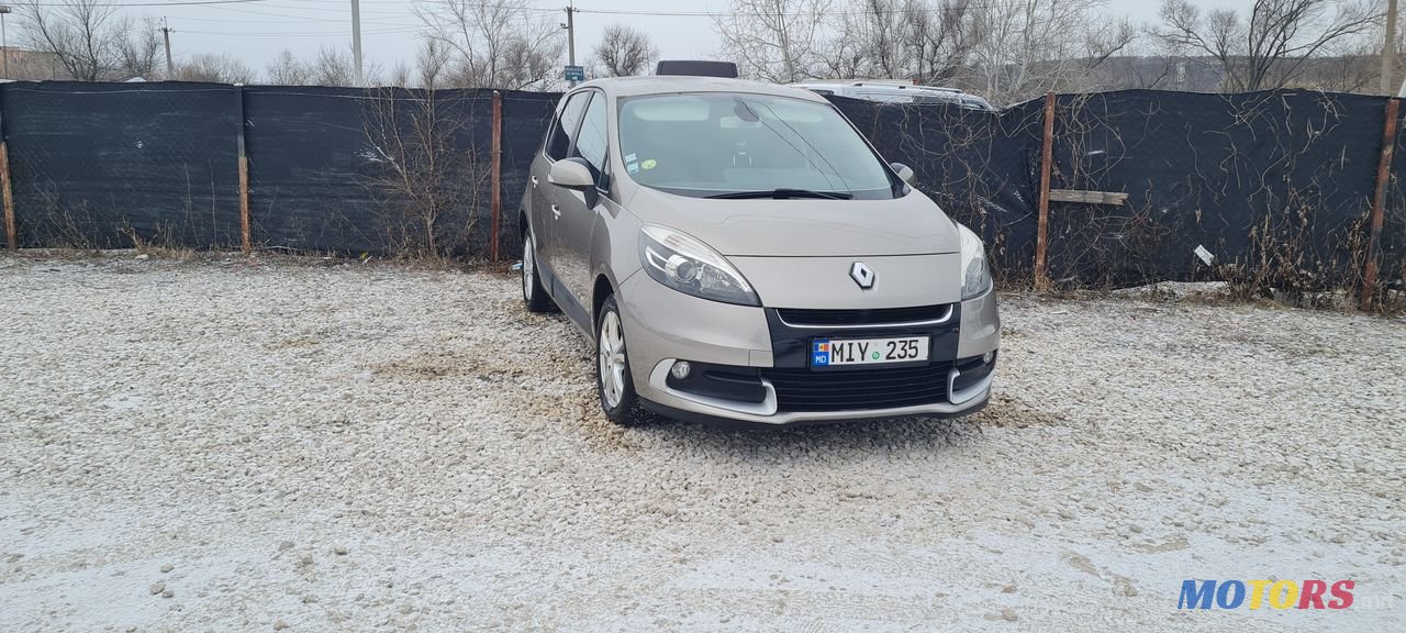 2012' Renault Scenic photo #1