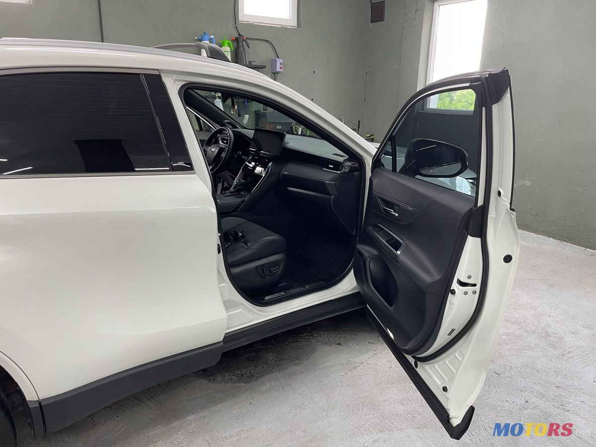 2020' Toyota RAV4 photo #2