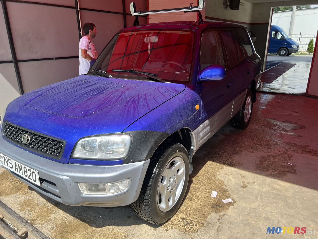 1999' Toyota RAV4 photo #2