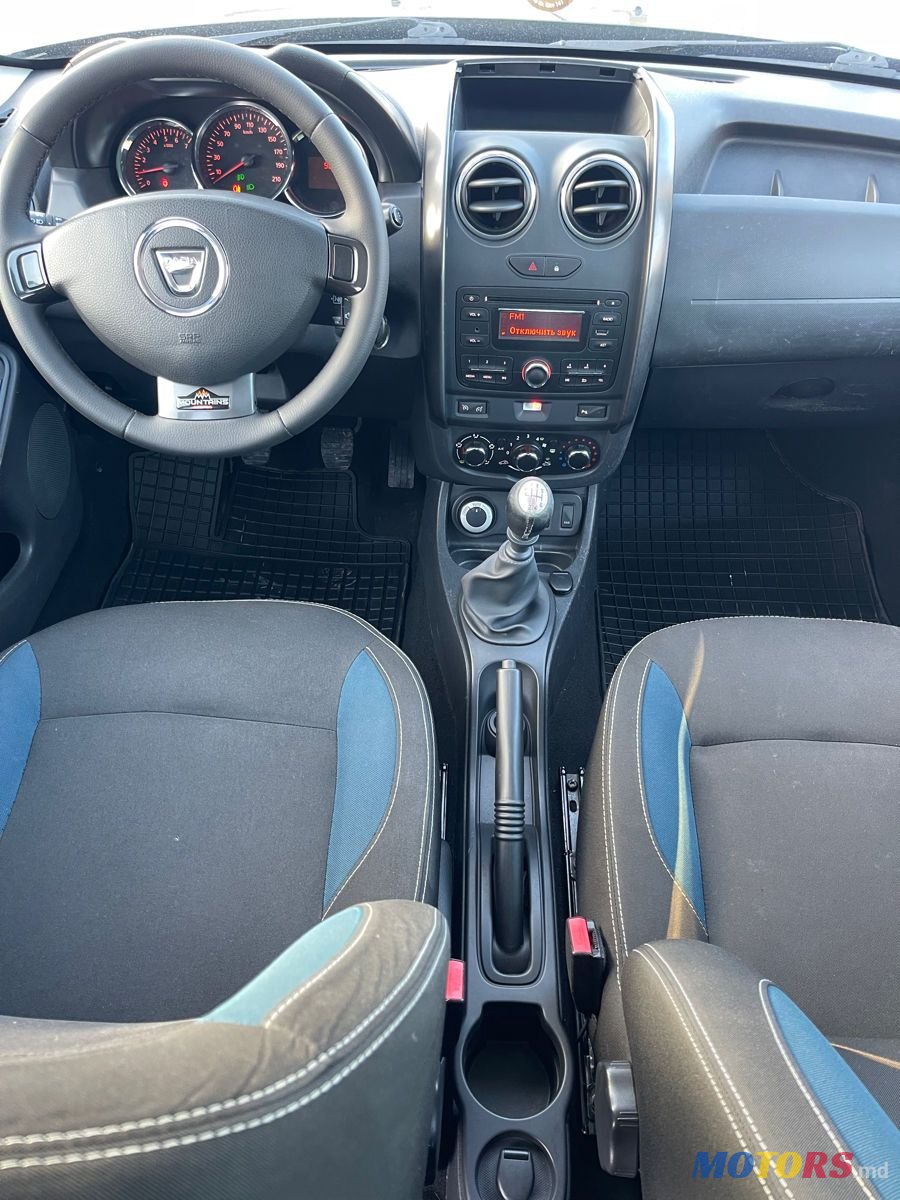 2015' Dacia Duster photo #4