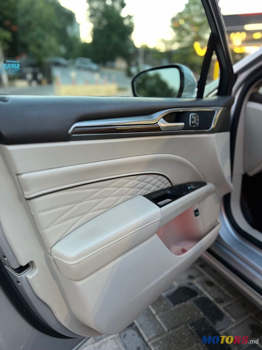 2017' Ford Fusion photo #4