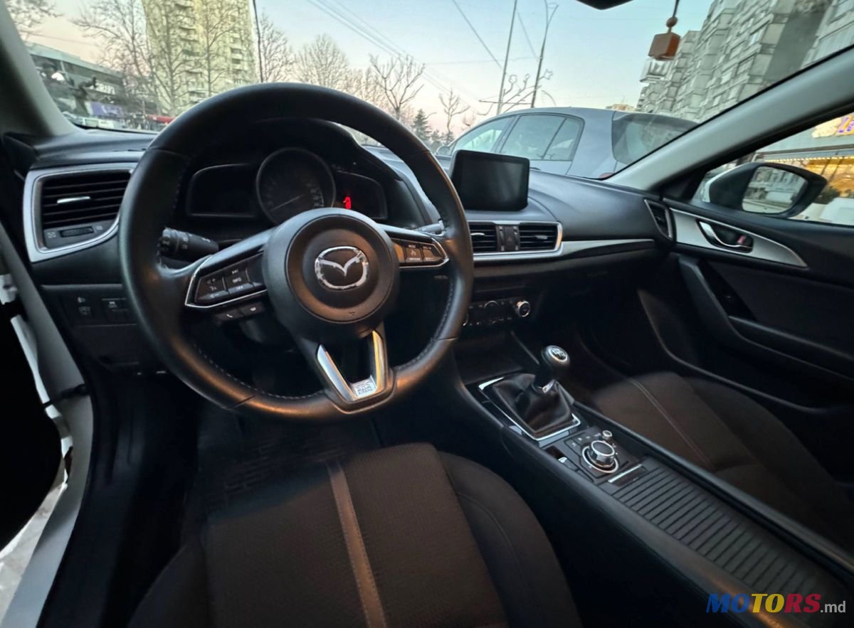 2018' Mazda 3 photo #6