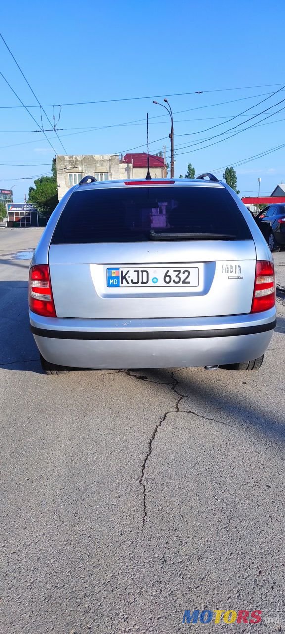 2006' Skoda Fabia photo #2