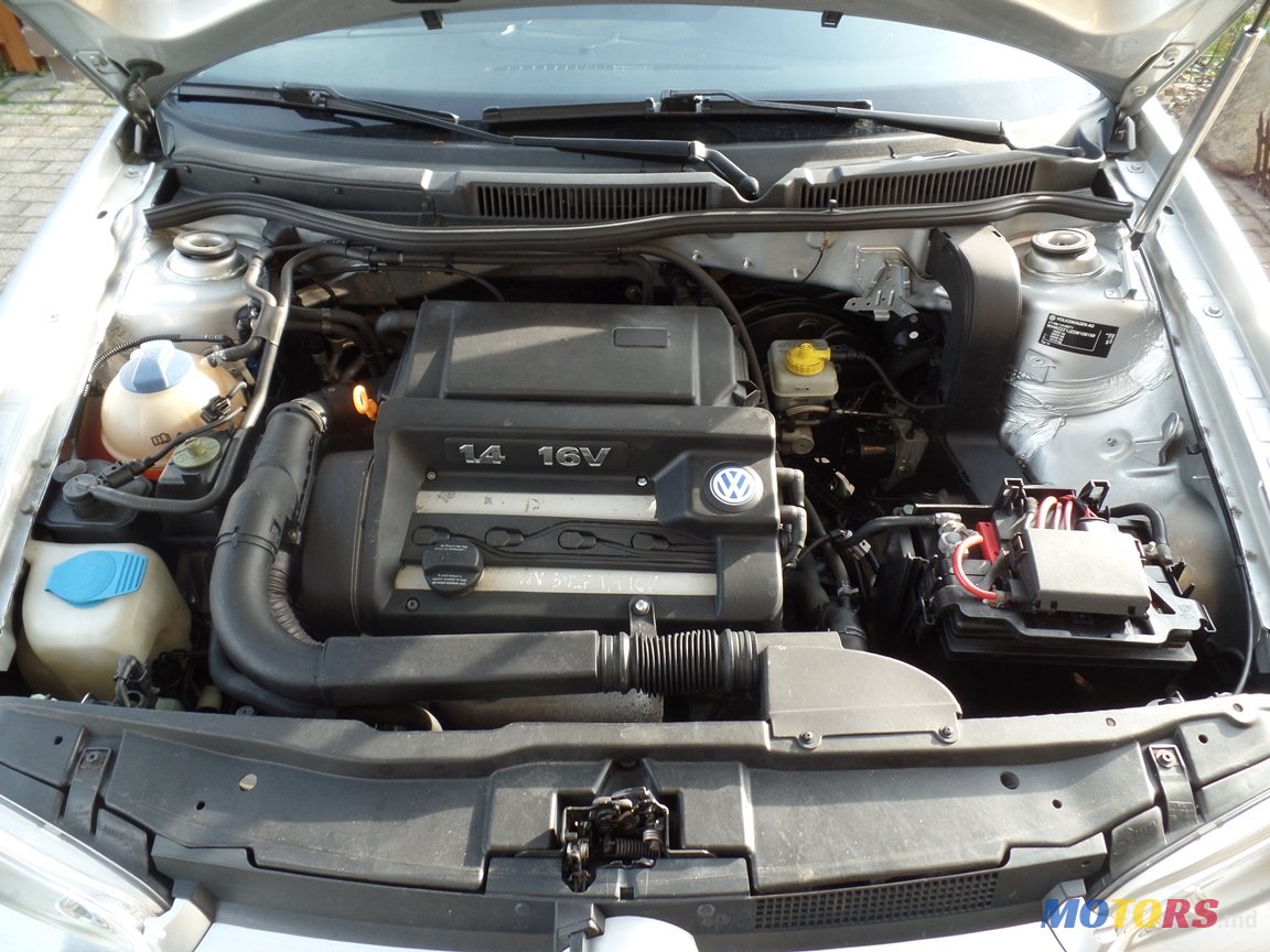 2002' Volkswagen Golf IV Variant photo #6