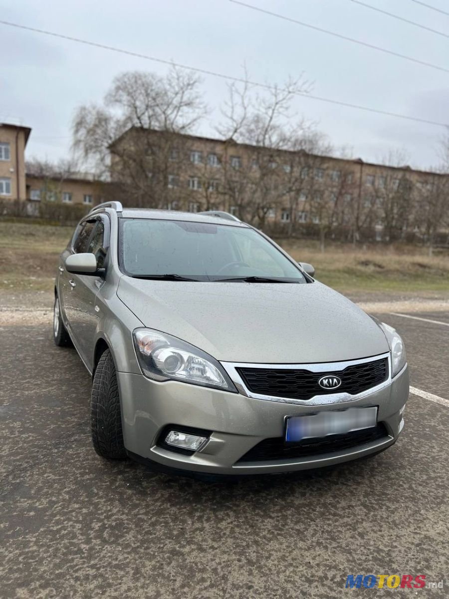 2011' Kia Ceed Sw photo #1