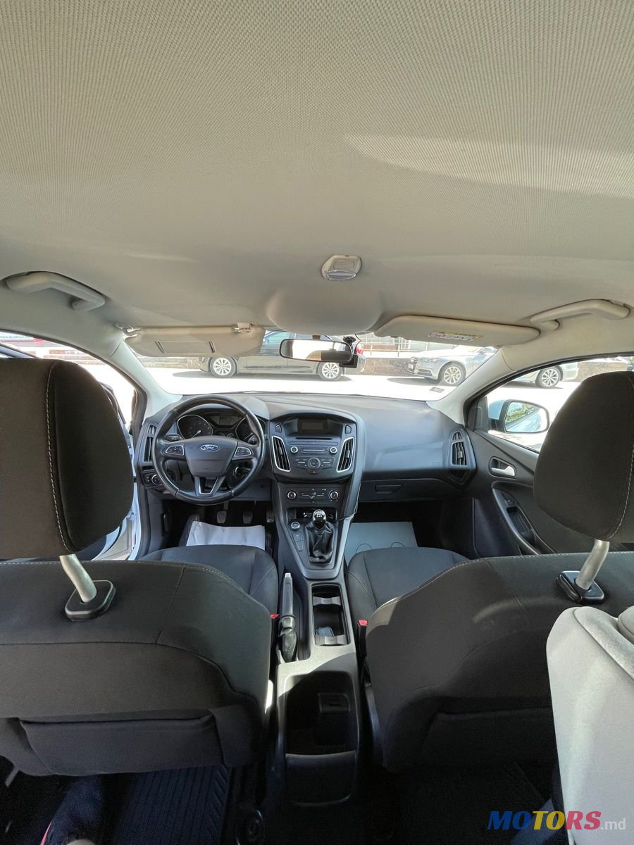 2015' Ford Focus photo #5