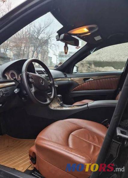 2008' Mercedes-Benz E photo #1
